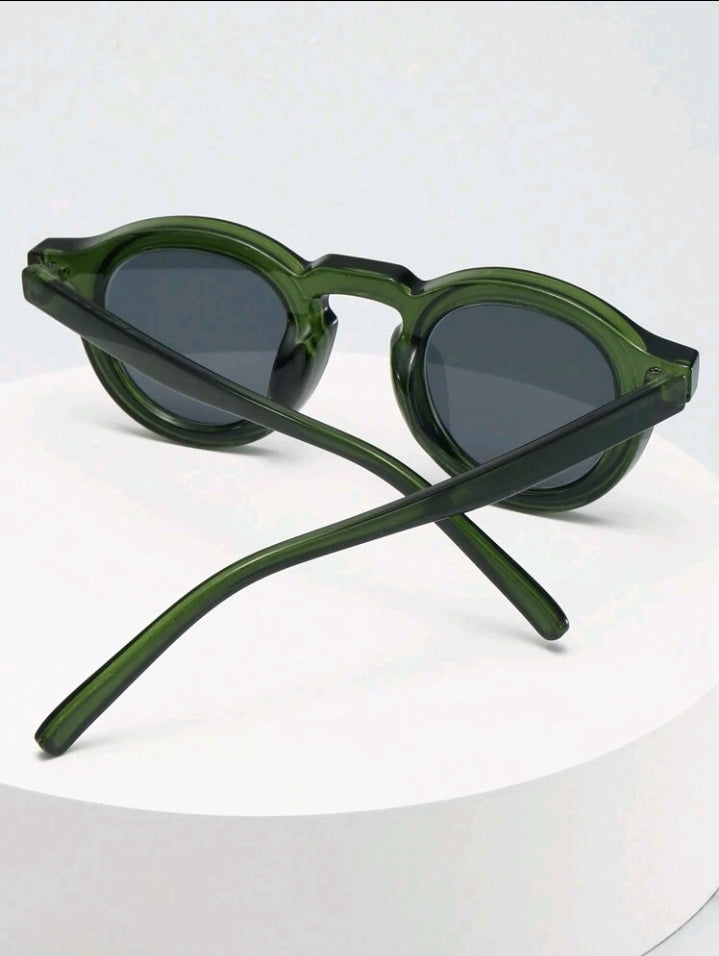The Moctavo 1974 Luxury Acetate Sunglasses –Olive Edition