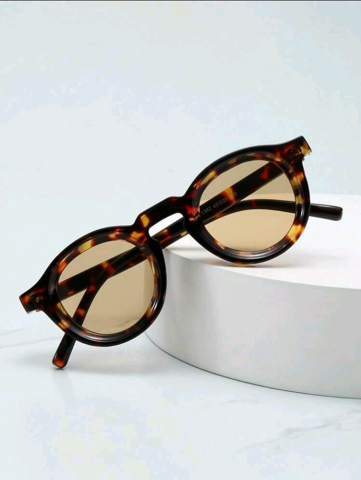 The Moctavo 1974 Luxury Acetate Sunglasses – Classic Tortoise Edition