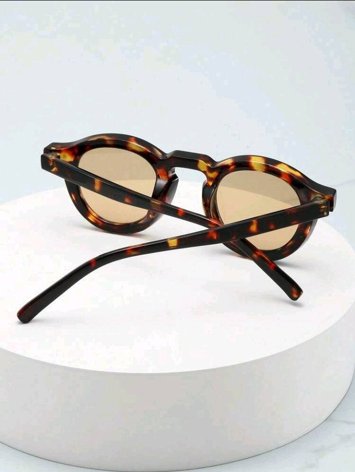 The Moctavo 1974 Luxury Acetate Sunglasses – Classic Tortoise Edition